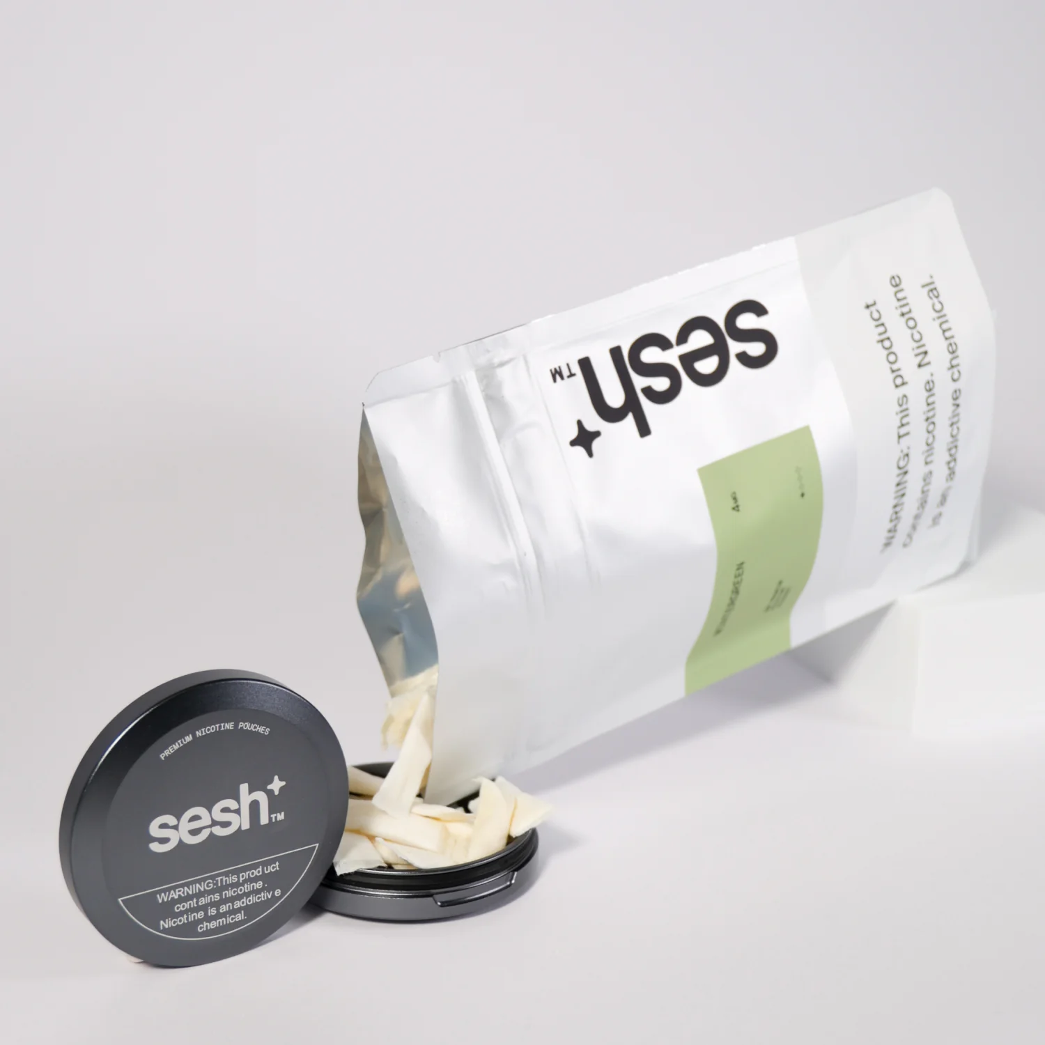 Sesh Wintergreen Refill Bag 200 Pouches 4