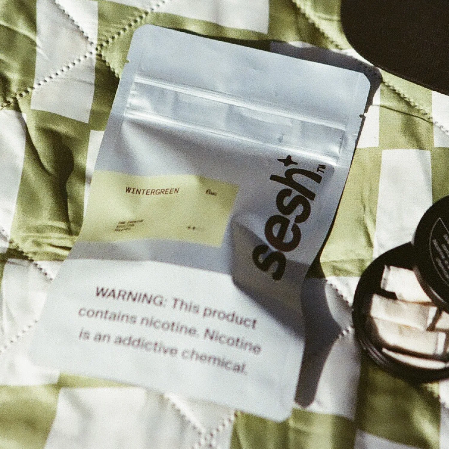Sesh Wintergreen Refill Bag 200 Pouches 7
